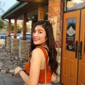 Meet your Posher, Bích hà